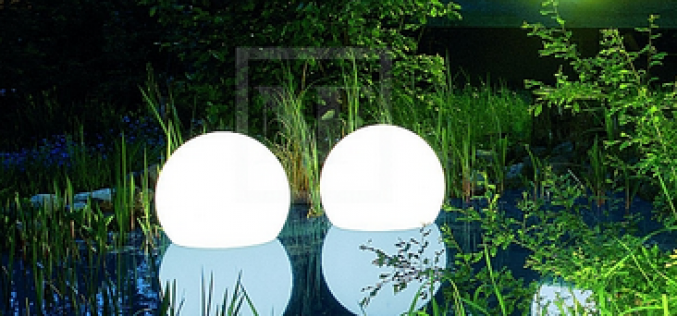 Lampu hias / lampu taman adalah