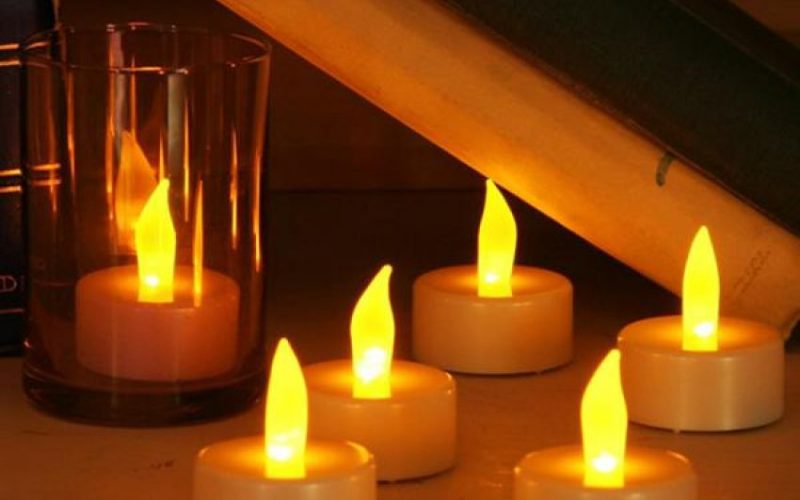 Lampu LED Lilin Elektrik